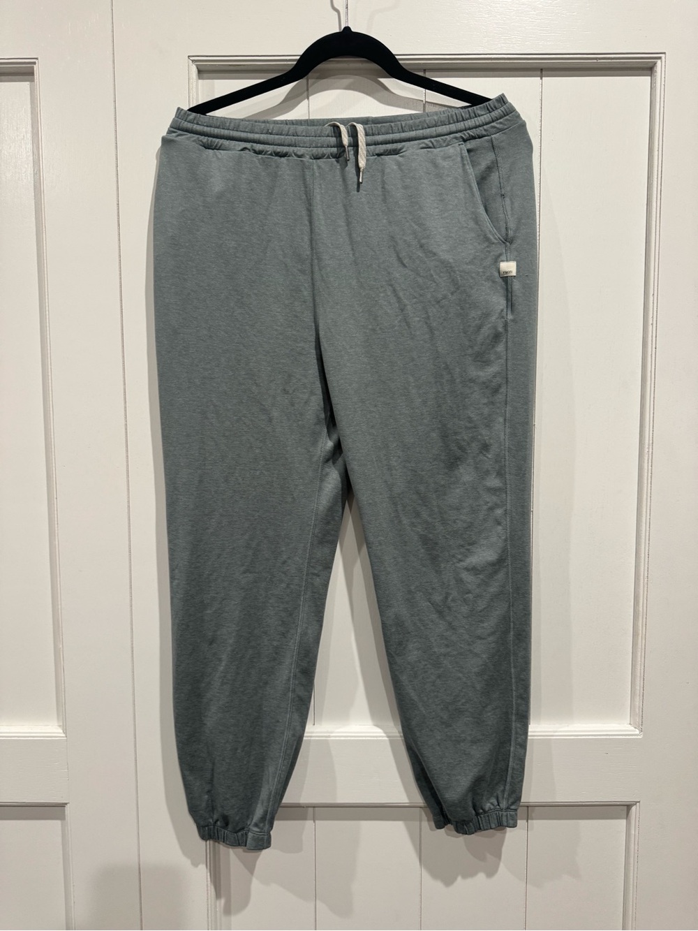 Women’s Vuori Drawstring Jogger Pants - Green